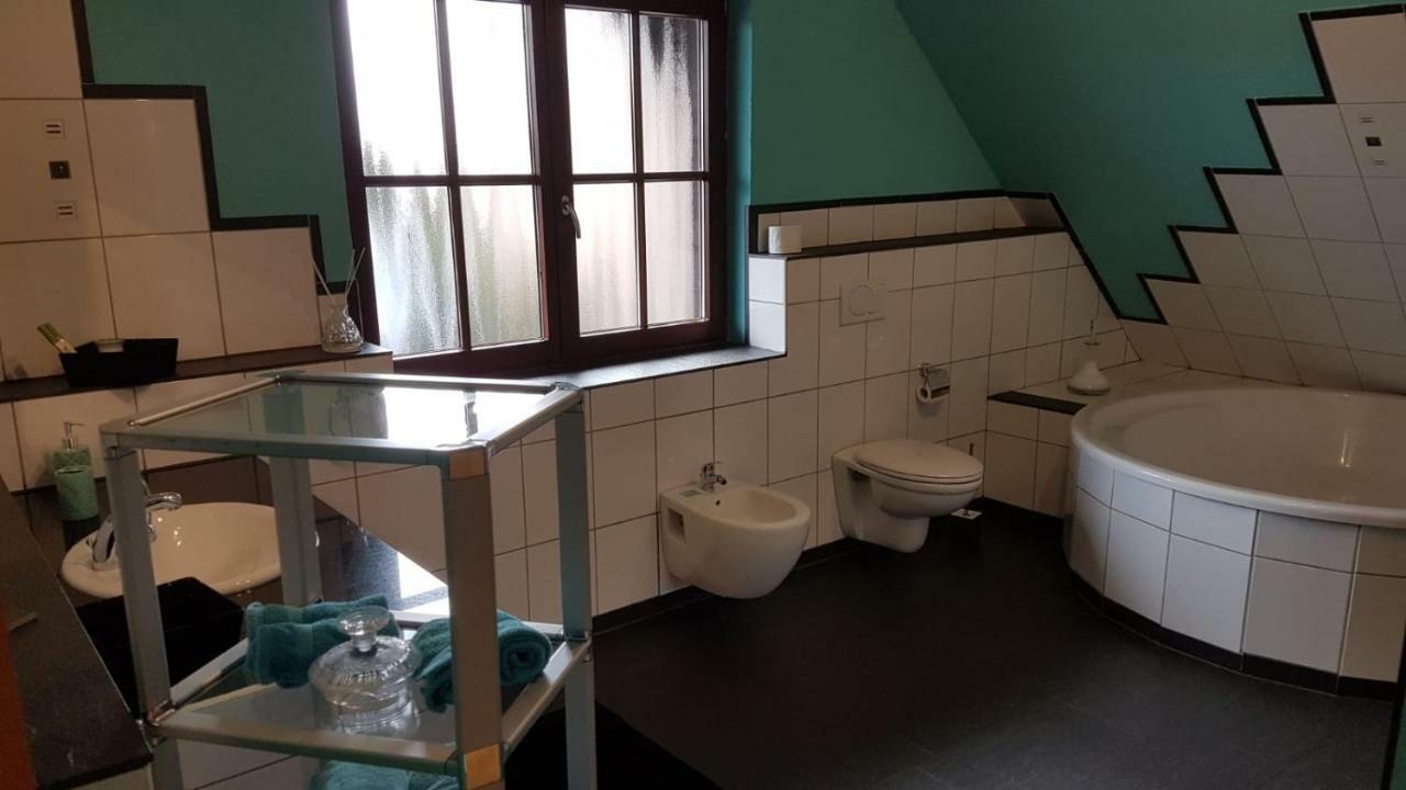 Muehlenberger Ponyhof Lejlighed Duisburg Eksteriør billede